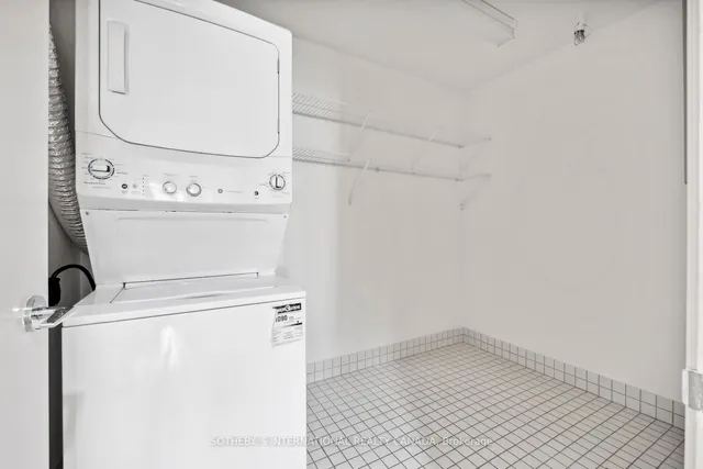 Additional property image - 77 Avenue Rd Unit 306