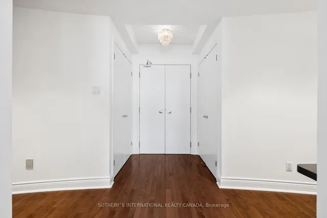 Additional property image - 77 Avenue Rd Unit 306