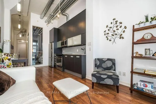 Additional property image - 380 Macpherson Ave Unit 333