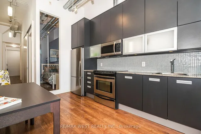 Additional property image - 380 Macpherson Ave Unit 333