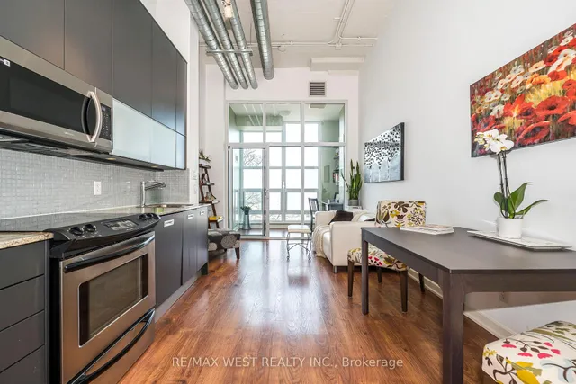 Additional property image - 380 Macpherson Ave Unit 333