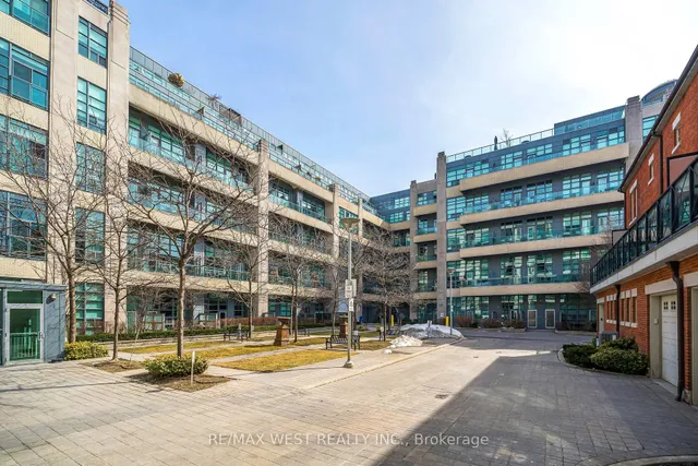 Additional property image - 380 Macpherson Ave Unit 333