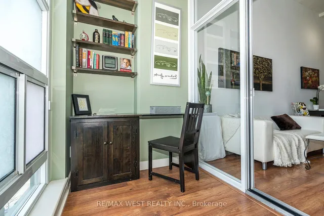 Additional property image - 380 Macpherson Ave Unit 333