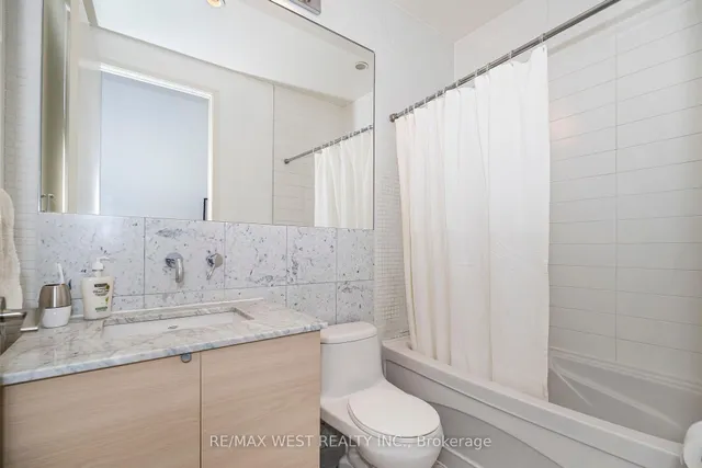 Additional property image - 380 Macpherson Ave Unit 333