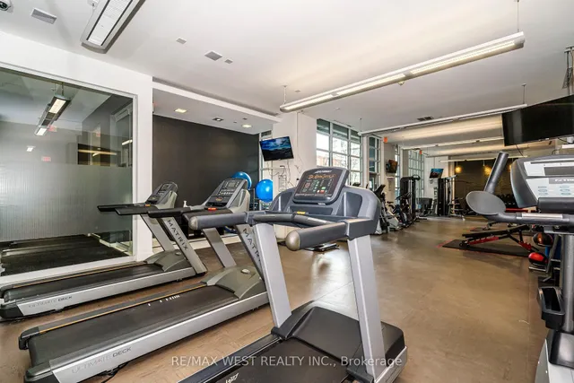 Additional property image - 380 Macpherson Ave Unit 333
