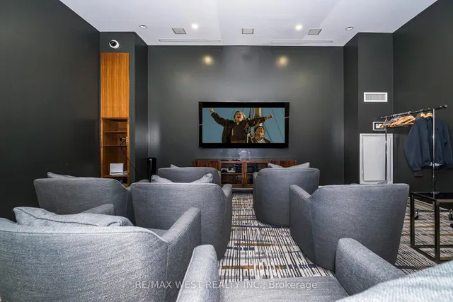 Additional property image - 380 Macpherson Ave Unit 333
