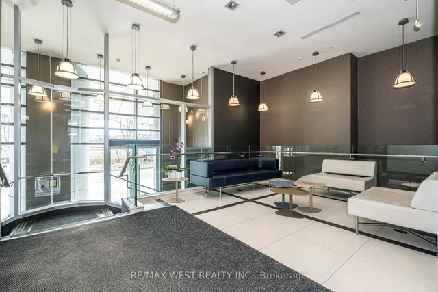 Additional property image - 380 Macpherson Ave Unit 333