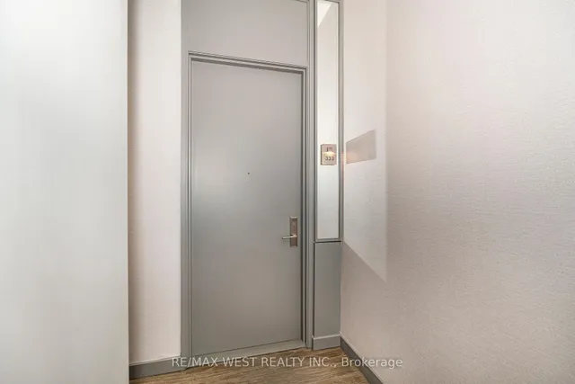 Additional property image - 380 Macpherson Ave Unit 333