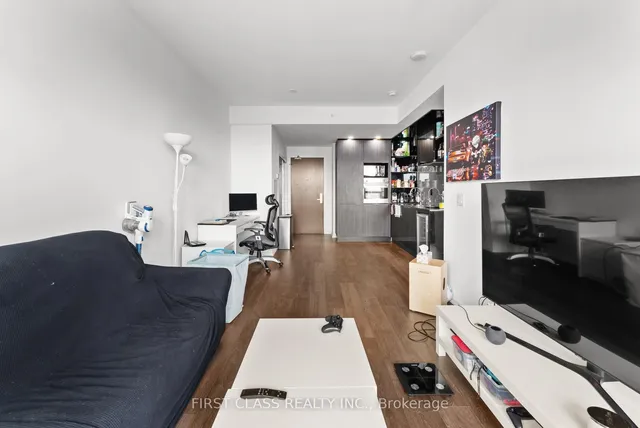 Additional property image - 70 Temperance St Unit 3816