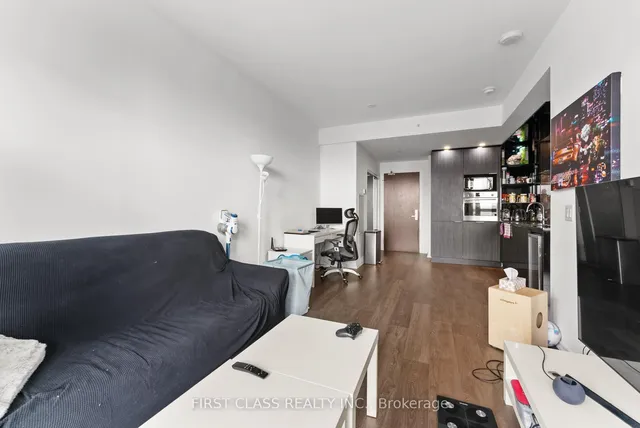 Additional property image - 70 Temperance St Unit 3816