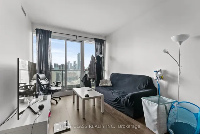 Additional property image - 70 Temperance St Unit 3816