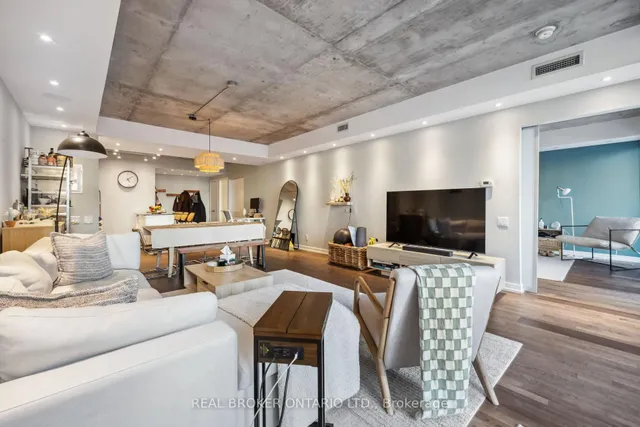 Additional property image - 95 Bathurst St Unit 222