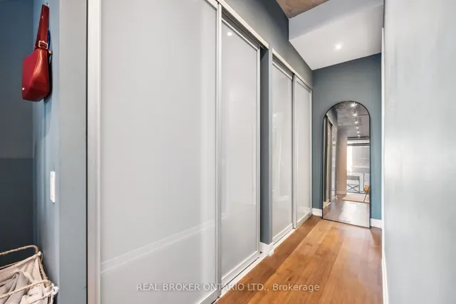 Additional property image - 95 Bathurst St Unit 222
