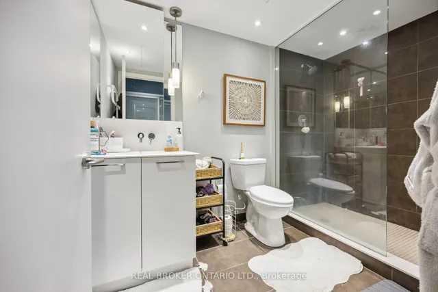 Additional property image - 95 Bathurst St Unit 222