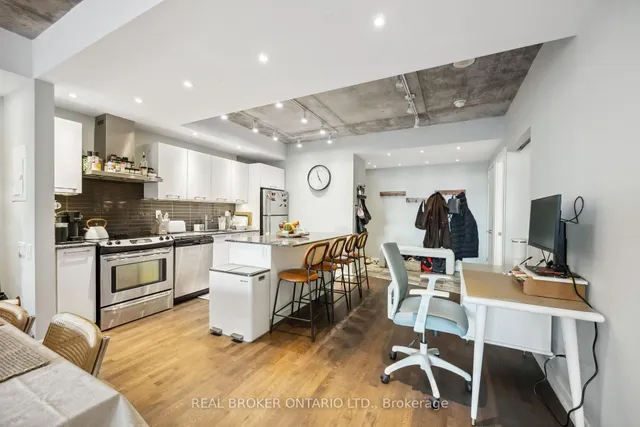 Additional property image - 95 Bathurst St Unit 222