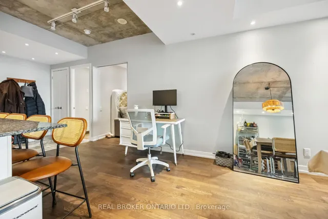 Additional property image - 95 Bathurst St Unit 222