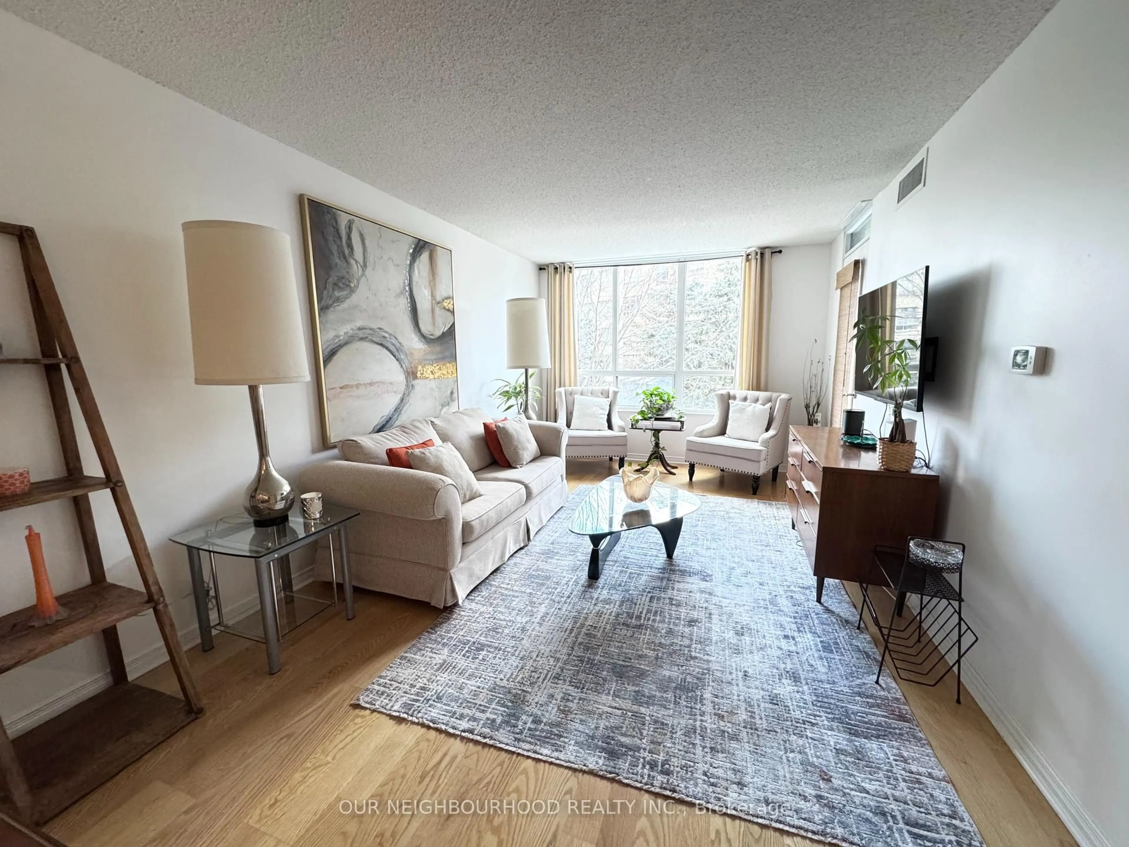 Living room with furniture, unknown for 205 The Donway W N/A #320, Toronto Ontario M3B 3S5