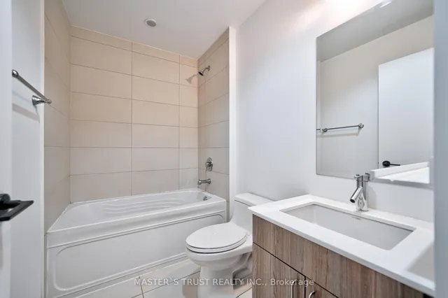 Additional property image - 426 University Ave Unit 2307