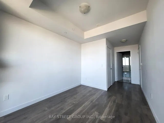 Additional property image - 8 Eglinton Ave Unit 5705