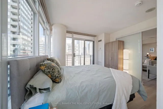 Additional property image - 8 Telegram Mews Unit 1207