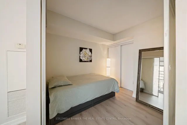 Additional property image - 8 Telegram Mews Unit 1207
