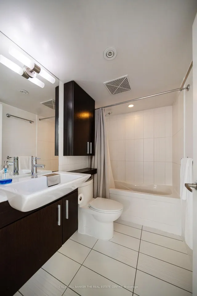 Additional property image - 8 Telegram Mews Unit 1207