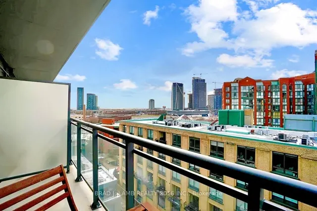 Additional property image - 775 King St Unit 809