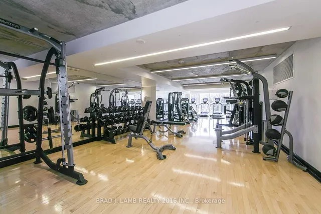 Additional property image - 775 King St Unit 809