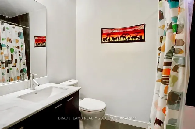 Additional property image - 775 King St Unit 809