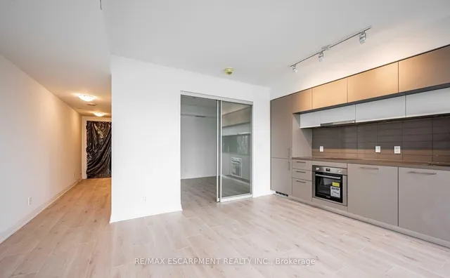 Additional property image - 99 Foxbar Rd Unit 1107