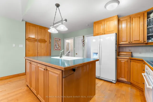 Additional property image - 276 Kingsdale Ave