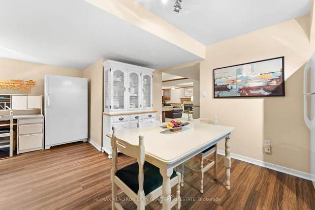 Additional property image - 276 Kingsdale Ave