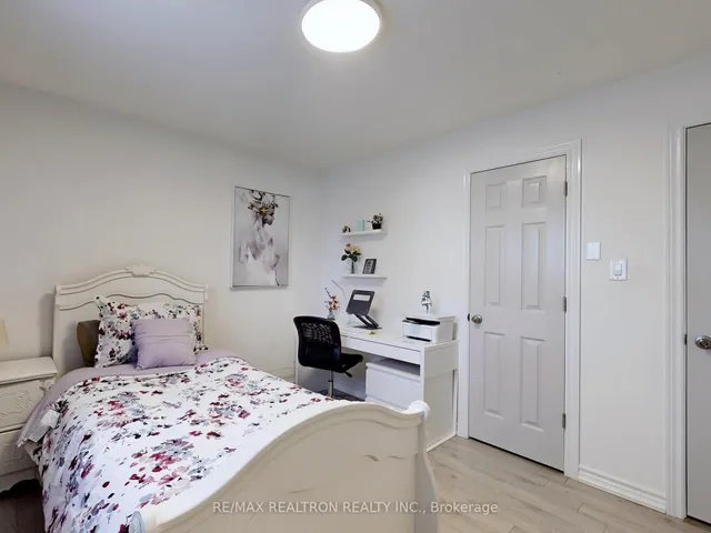 Additional property image - 33 Angus Dr