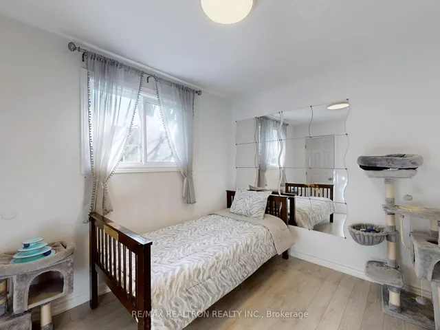 Additional property image - 33 Angus Dr