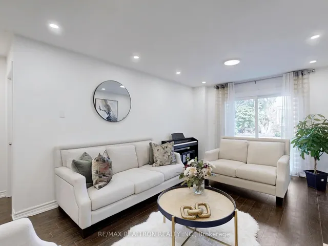 Additional property image - 33 Angus Dr