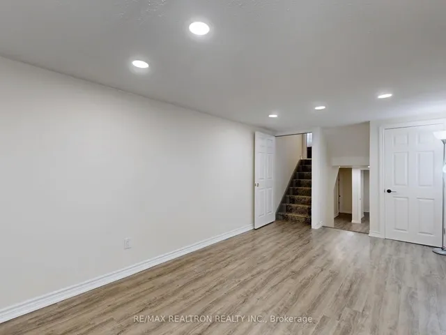 Additional property image - 33 Angus Dr
