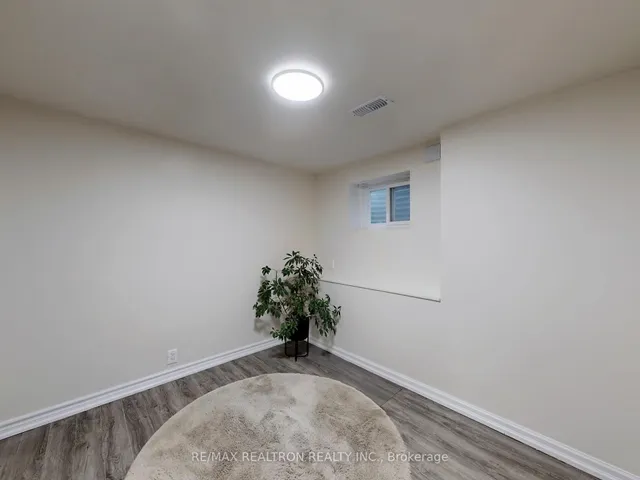Additional property image - 33 Angus Dr