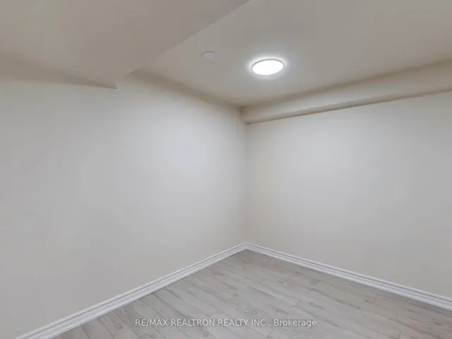 Additional property image - 33 Angus Dr