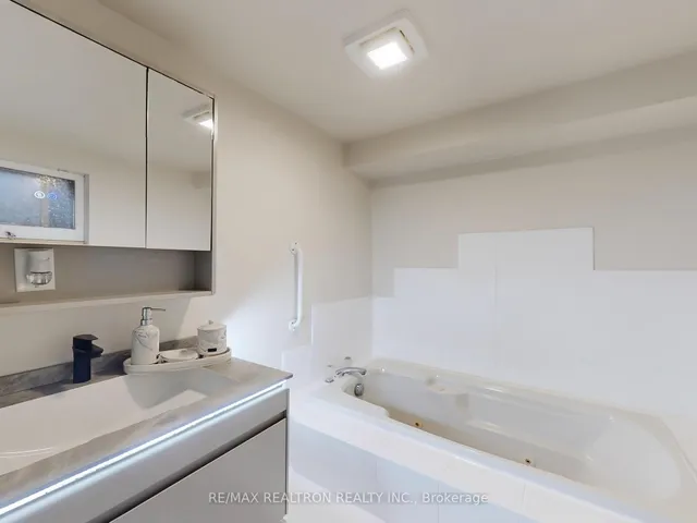 Additional property image - 33 Angus Dr