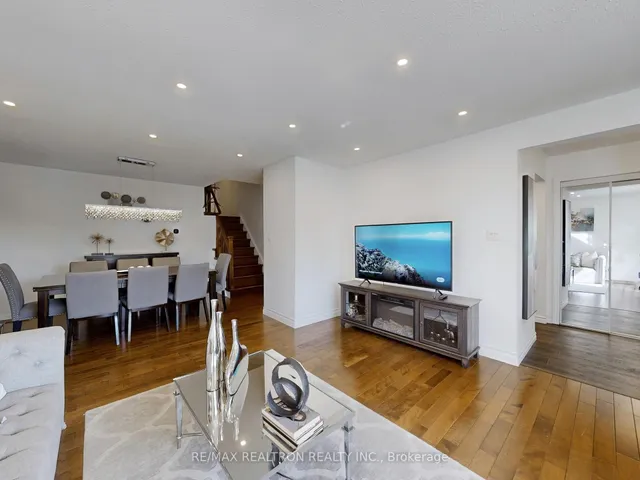 Additional property image - 33 Angus Dr
