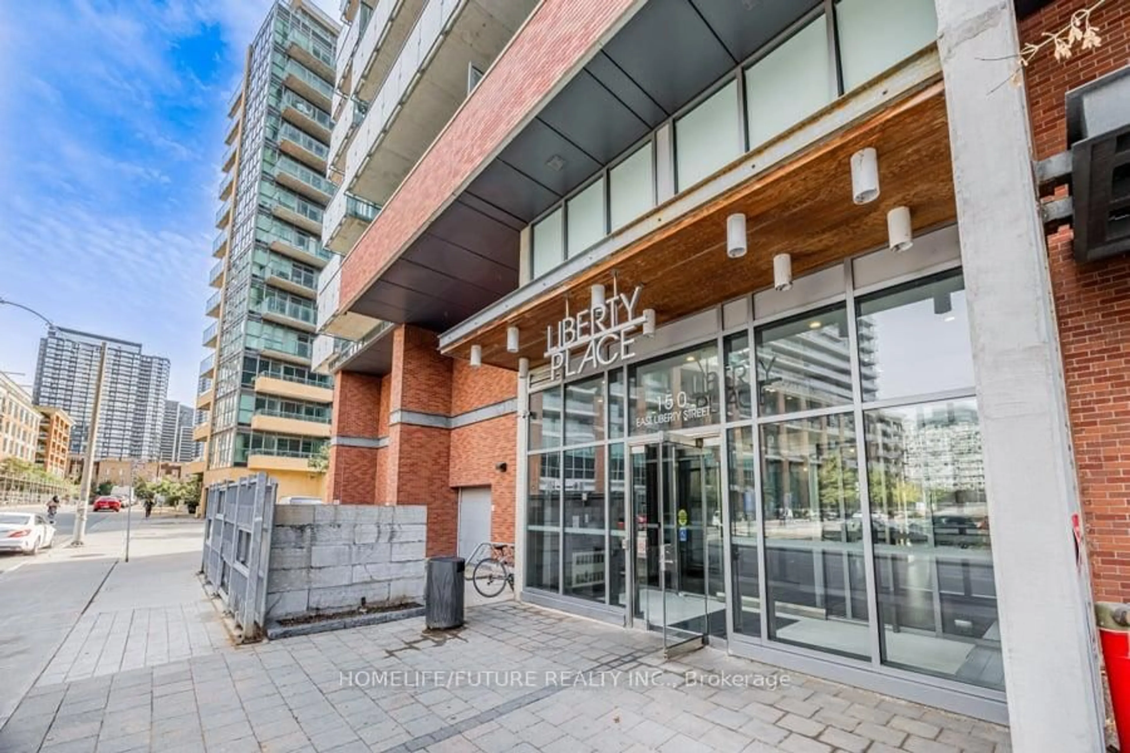 Indoor foyer for 150 East Liberty St #1605, Toronto Ontario M6K 3R5