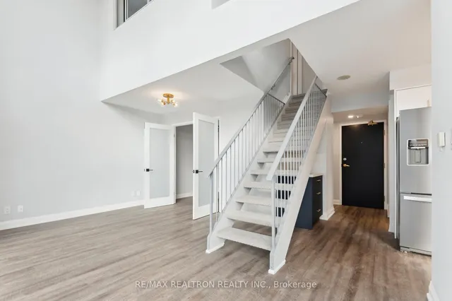 Additional property image - 18 Merton St Unit 906