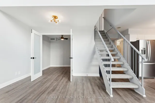 Additional property image - 18 Merton St Unit 906