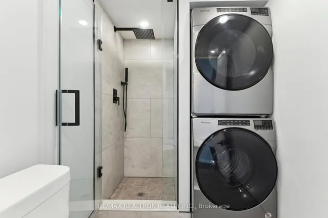 Additional property image - 18 Merton St Unit 906