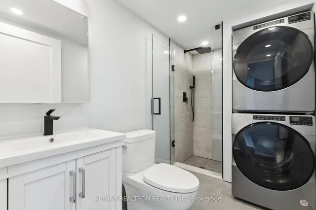 Additional property image - 18 Merton St Unit 906