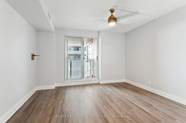 Additional property image - 18 Merton St Unit 906