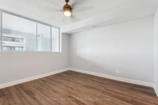 Additional property image - 18 Merton St Unit 906
