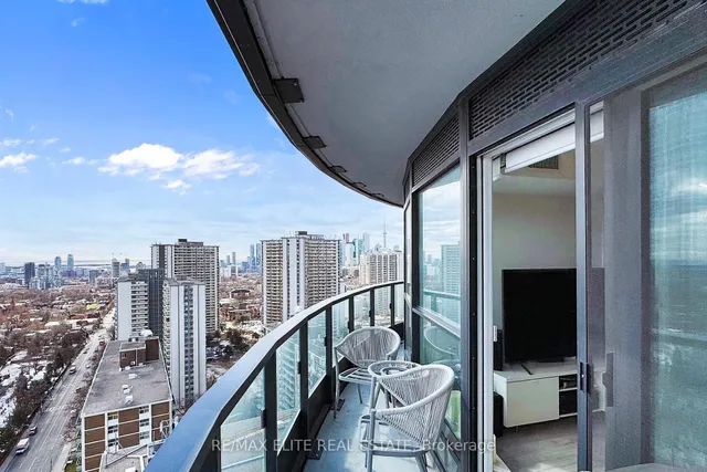 Additional property image - 585 Bloor St Unit 2418