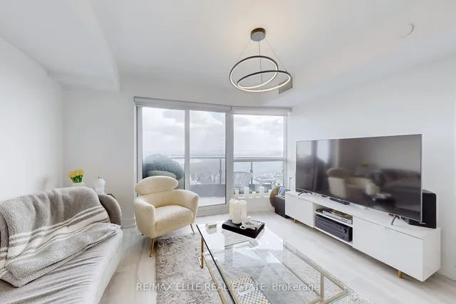 Additional property image - 585 Bloor St Unit 2418