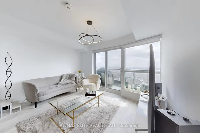 Additional property image - 585 Bloor St Unit 2418
